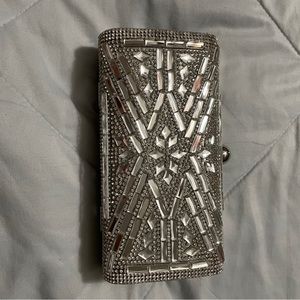 Silver clutch